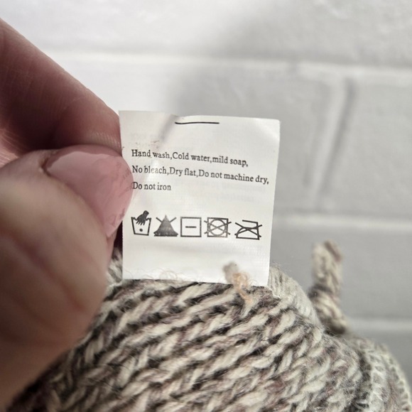 Ecoraggs Jacob Ash Schuessler Winter Hat One Size Fair Isle Tassels Beanie Snow - Picture 5 of 7